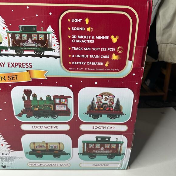 NEW Disney Mickey Mouse Holiday Express Collectors Edition Series 3 Train Set - Picture 6 of 7